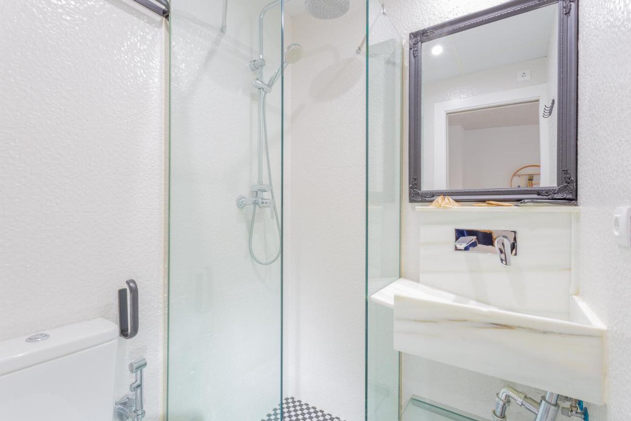 Apartamento Estudio Real Suites Granada Ngoại thất bức ảnh